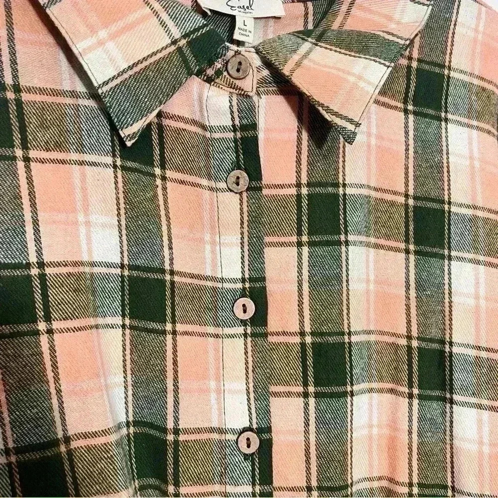 NWOT EASEL Green and Orange Tiered Long Sleeve Flannel Top | size Large - Picture 9 of 9